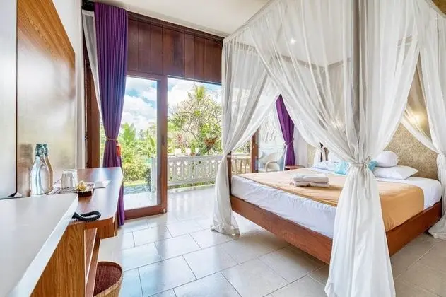 Deluxe Tek Büyük Yataklı Oda, Bahçe Manzaralı