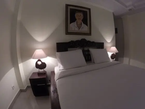 Deluxe Tek Büyük Yataklı Oda