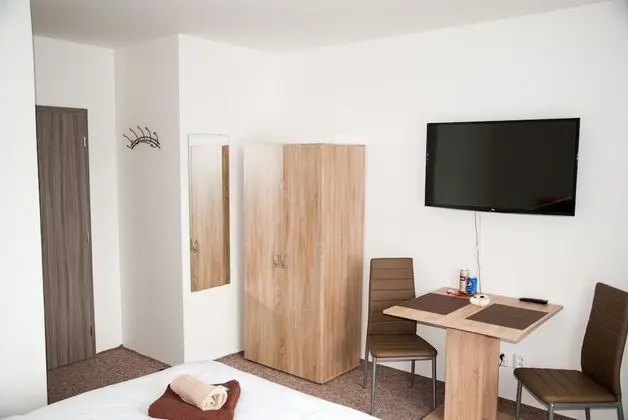 Tek Büyük Yataklı Oda, Banyolu/Duşlu