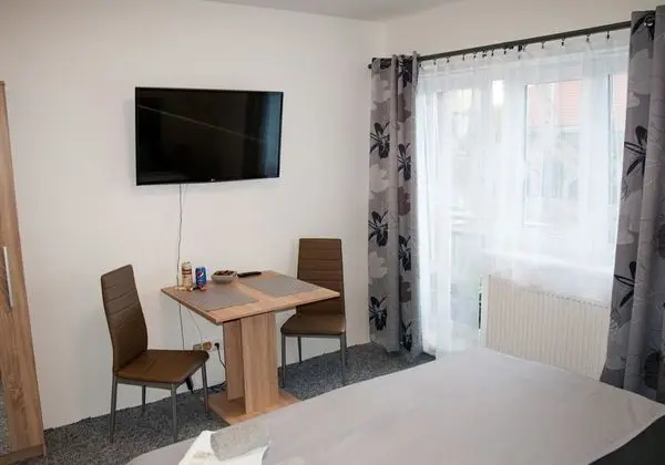 Tek Büyük Yataklı Oda, Banyolu/Duşlu