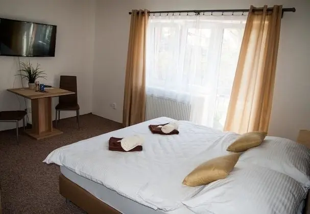 Tek Büyük Yataklı Oda, Banyolu/Duşlu