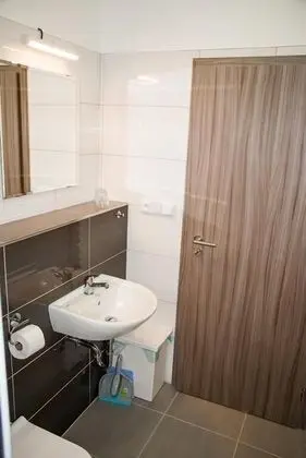 Tek Büyük Yataklı Oda, Banyolu/Duşlu