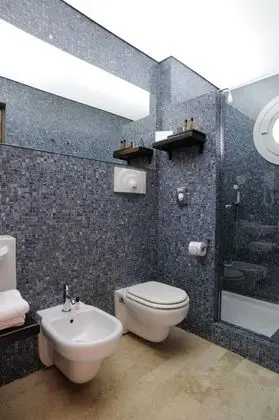 Classic Tek Büyük Yataklı Oda