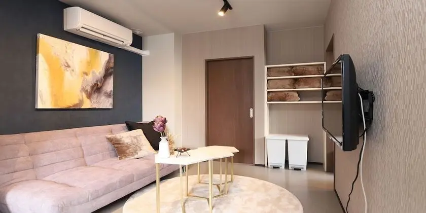 Room 1