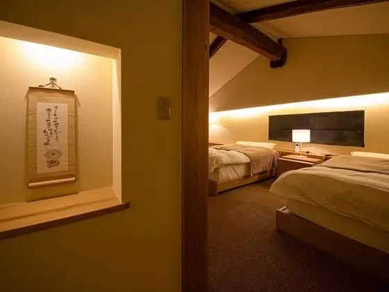 Ev, Sigara İçilmez (Maisonette Twin Room)