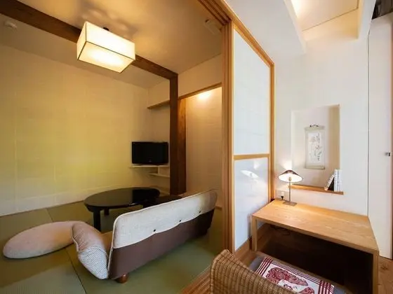 Ev, Sigara İçilmez (Maisonette Twin Room)