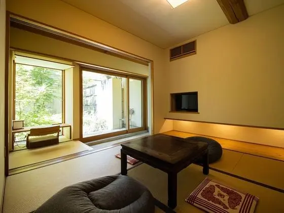 Ev, Sigara İçilmez (Maisonette Twin Room)