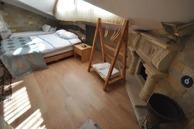 Deluxe Oda,    , Jakuzili