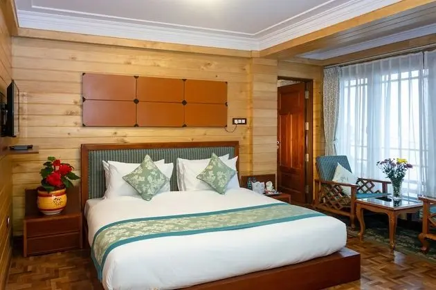 Luxury Tek Büyük Yataklı Oda, Tepe Manzaralı