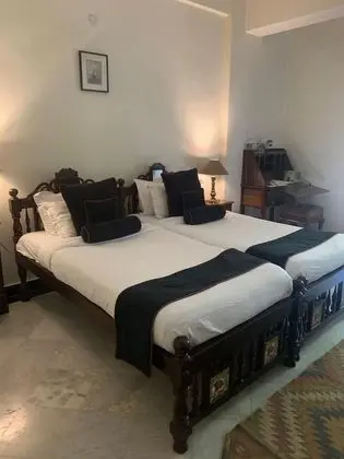 Deluxe King