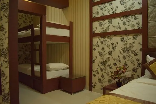 Deluxe Tek Büyük Yataklı Oda, 1 Yatak Odası, Engellilere Uygun, Şehir Manzaralı