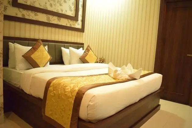 Deluxe Tek Büyük Yataklı Oda, 1 Yatak Odası, Engellilere Uygun, Şehir Manzaralı