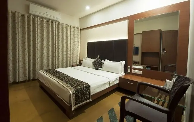 Deluxe Tek Büyük Yataklı Oda, 1 Çift Kişilik Yatak