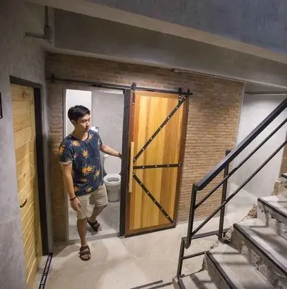 8-Bed Mixed Dormitory Room