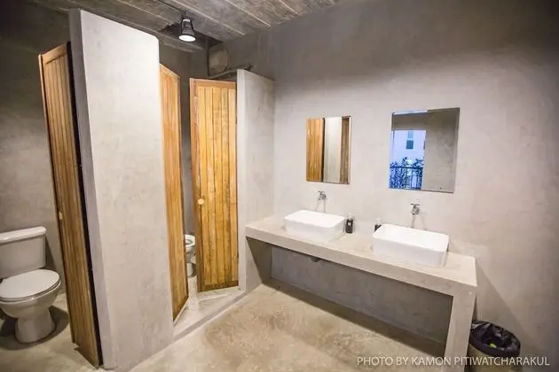 8-Bed Mixed Dormitory Room