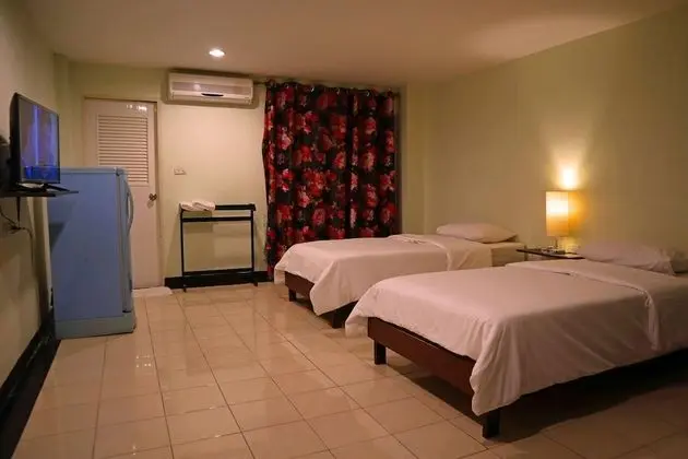 Standard Room / Twin Bed