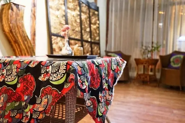 Deluxe Tek Büyük Yataklı Oda, Bahçe Manzaralı