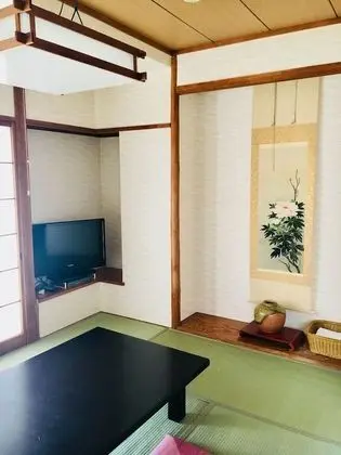 Traditional Oda, Sigara İçilmez (2 Bed, Futon from 3rd person)