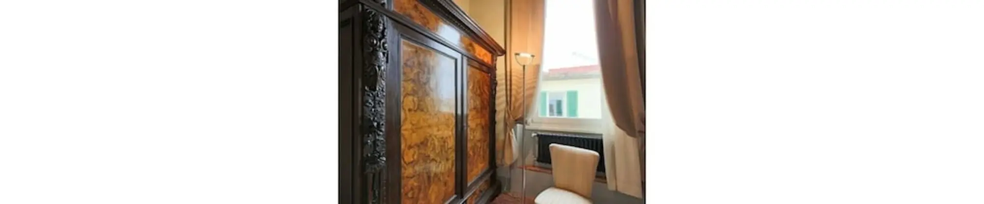 Deluxe Süit, Birden Çok Yatak, Banyolu/Duşlu, Avlu Manzaralı (Stair Access Only)