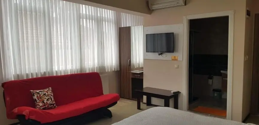 Standart Oda, Deniz Manzaralı, Balkonlu
