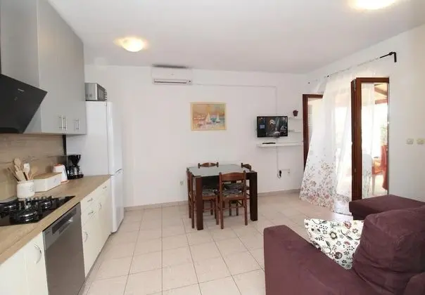 Apart Daire (UGA - perfect location - A4 -  Sanja()