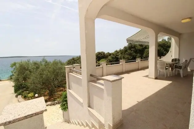 Apart Daire (UGA - perfect location - A4 -  Sanja()