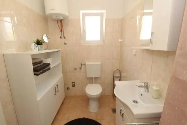 Apart Daire (Uga2 - 70m from the beach - A1-kat(2+)