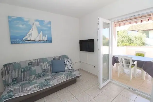 Apart Daire (Uga2 - 70m from the beach - A2-prizem)