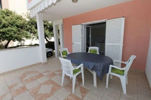 Apart Daire (Uga2 - 70m from the beach - A2-prizem)