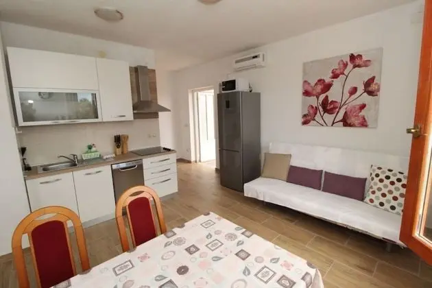 Apart Daire (Uga2 - 70m from the beach - A3-kat(2+)