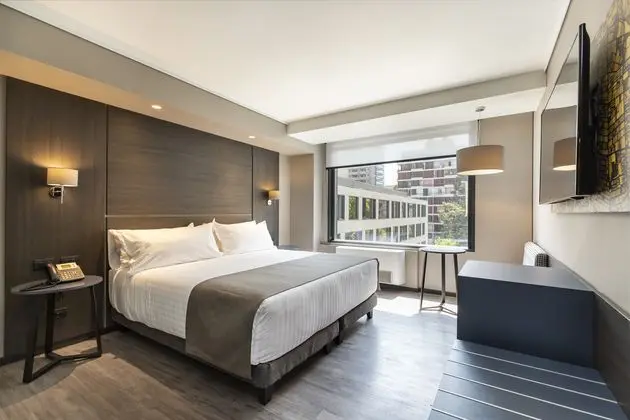 Junior Suit King Size Bed
