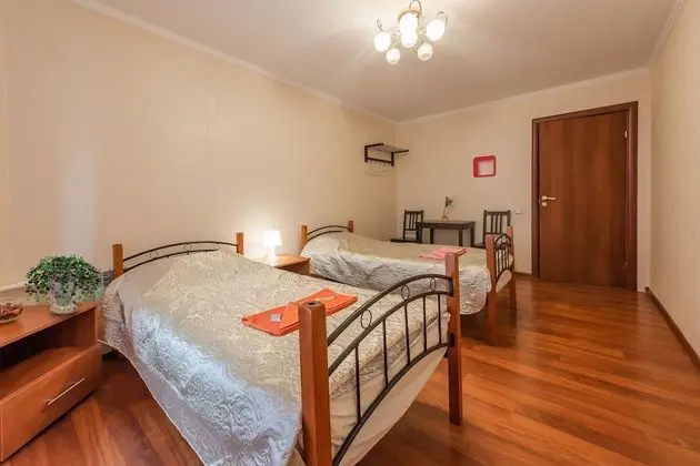 Basic İki Ayrı Yataklı Oda, Ortak Banyo