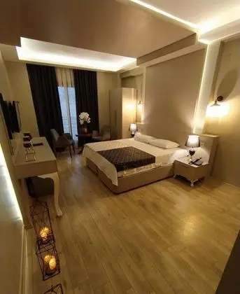 Standart Oda, Şehir Manzaralı