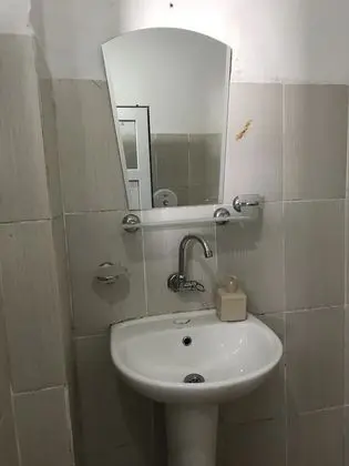 Üç Kişilik Oda