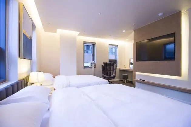 Family Suite (Randomly Selected)