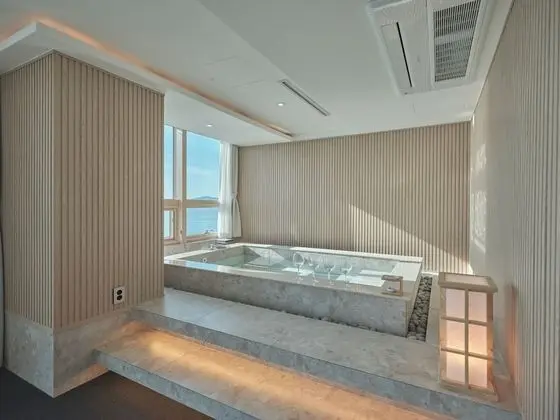 Family Oda, Okyanus Manzaralı (Private Spa, Randomly selected)