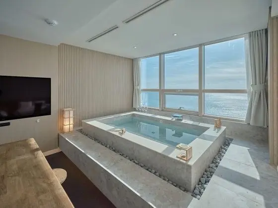 Family Oda, Okyanus Manzaralı (Private Spa, Randomly selected)