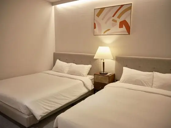 Suite (Randomly Selected)