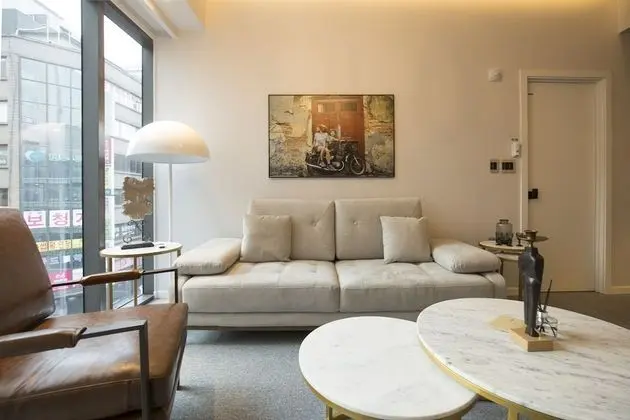 Suite (Randomly Selected)