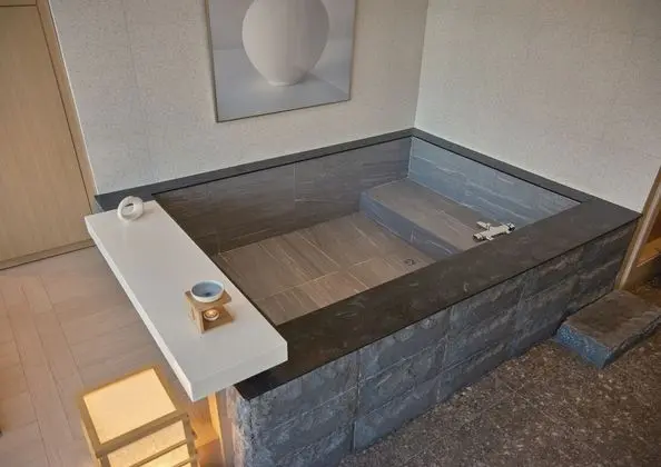 Family Twin Spa