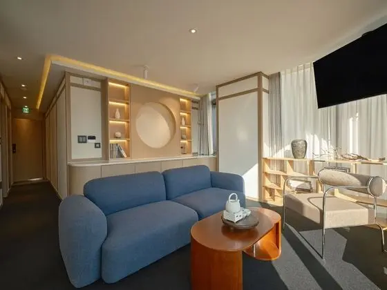 Private City Suite