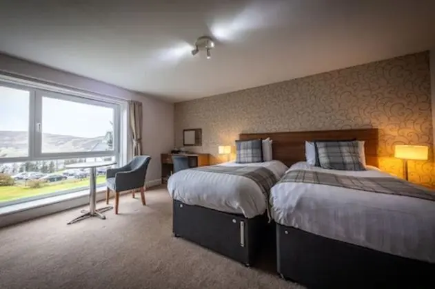 İki Ayrı Yataklı Oda, 2 Tek Kişilik Yatak, Koy Manzaralı (In Uig Lodge)