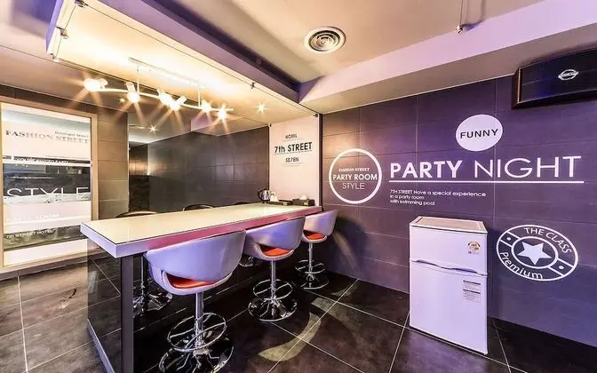 Oda (SE7EN (2 PC Karaoke Pool))