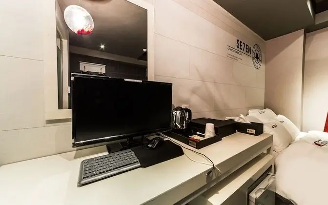 Oda (Standard (Netflix Available))