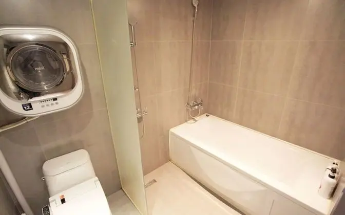 Oda (LUXURY Body Friend Massage Chair)