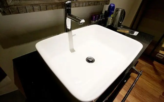 Oda (LUXURY Body Friend Massage Chair)