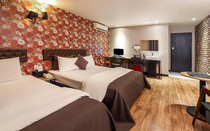 Oda (STANDARD Infinity Room)