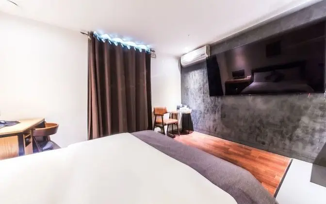 Oda (SUPERIOR Cinema Room & Bag 1PC)