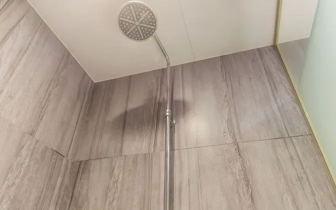 Oda (SUPERIOR Cinema Room & Bag 1PC)