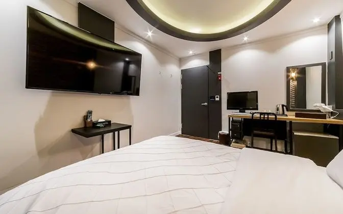 Oda (General room (Netflix Wave GS parking)